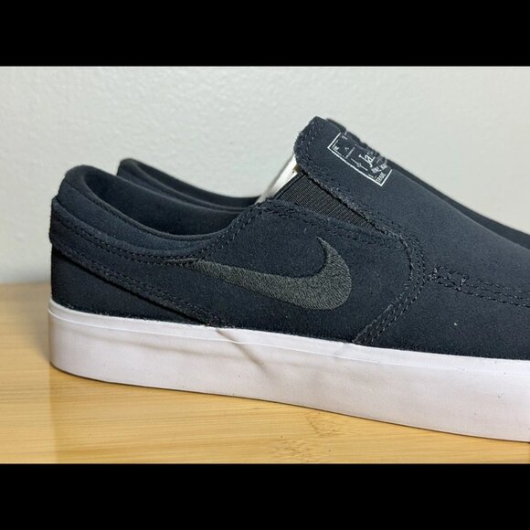 Size 8 - Nike SB Zoom Stefan‎ Janoski Slip On Unisex Black - Picture 2 of 10